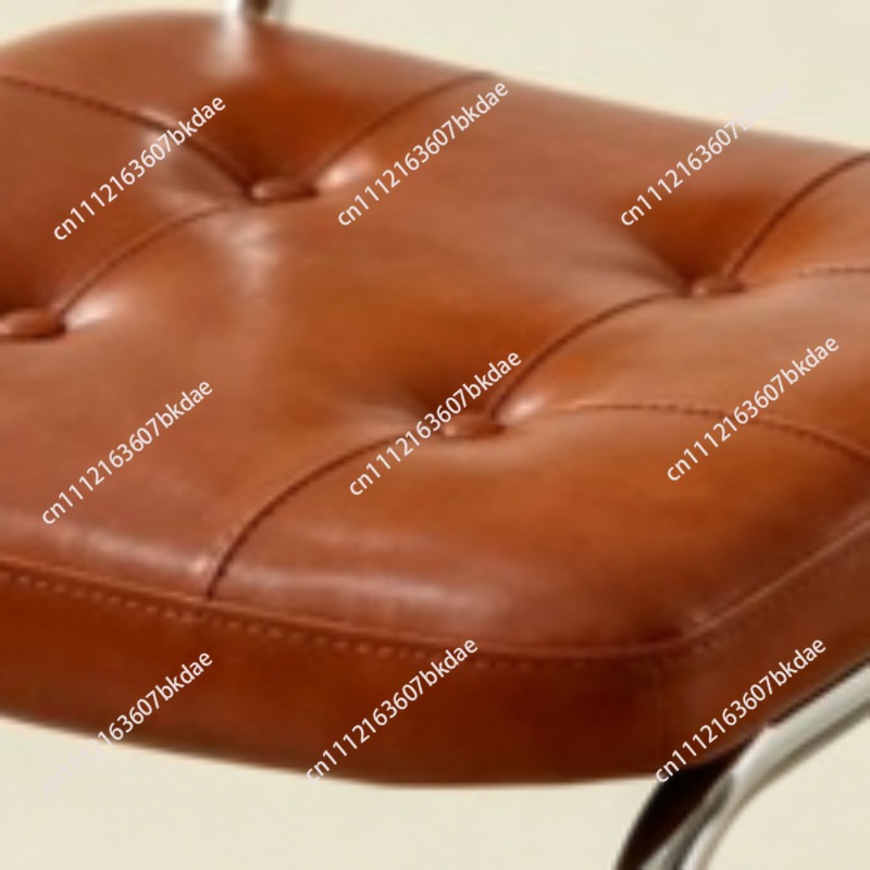 Office Furniture Luxury - Krzesła do jadalni z rattanowym oparciem,